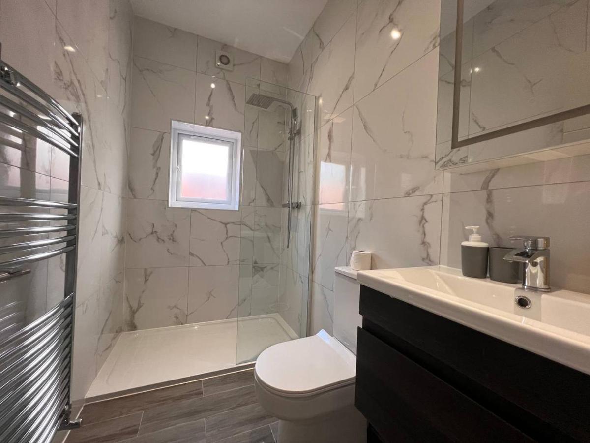 Star London Finchley Road 3-Bed Escape With Garden Lägenhet Exteriör bild